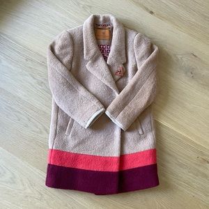 Scotch and Soda, Scotch R’Belle 50% wool, 45% polyester, 5% mohair.